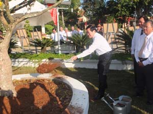 Президент Чыонг Тан Шанг побывал с рабочей поездкой в провинции Донгтхап